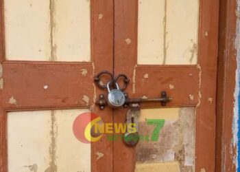 নিপা ভাইরাসে আক্রান্ত কাটোয়ার নার্সের বাড়ি সাময়িকভাবে বন্ধ করলো প্রশাসন, আতঙ্কিত গ্রামবাসী ও প্রতিবেশীরা!