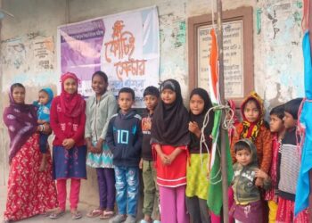 স্কুলছুট রুখতে শিক্ষকদের উদ্যোগ, কাটোয়ায় শুরু “কিশলয় পাঠশালা”