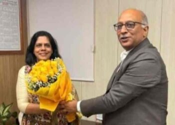 পশ্চিমবঙ্গের প্রথম মহিলা মুখ্যসচিব নন্দিনী চক্রবর্তী, নবান্নে বড়সড় প্রশাসনিক রদবদল